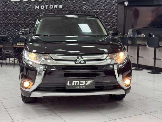 MITSUBISHI-OUTLANDER-2016