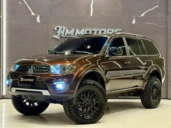 MITSUBISHI PAJERO DAKAR 3.2 HPE 4X4 7 LUGARES 16V TURBO INTERCOOLER DIESEL 4P AUTOMÁTICO