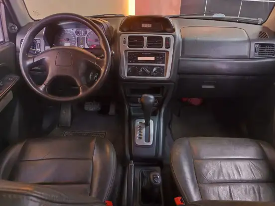 MITSUBISHI-PAJERO TR4-2.0 4X4 16V 140CV FLEX 4P AUTOMÁTICO MITSUBISHI-PAJERO TR4-2008