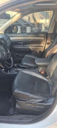 MITSUBISHI-OUTLANDER-2.0 16V GASOLINA 4P AUTOMÁTICO MITSUBISHI-OUTLANDER-2014