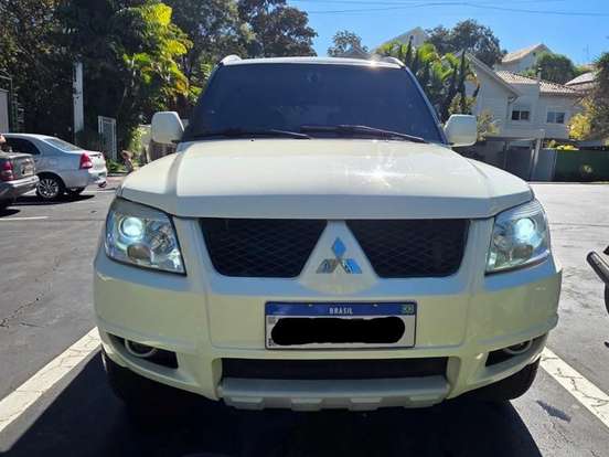 MITSUBISHI-PAJERO TR4-2.0 4X4 16V 140CV FLEX 4P AUTOMÁTICO MITSUBISHI-PAJERO TR4-2010
