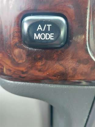 MITSUBISHI-PAJERO-2001