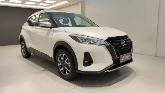 NISSAN KICKS 1.6 16V FLEXSTART SENSE XTRONIC NISSAN KICKS 1.6 16V FLEXSTART SENSE XTRONIC
