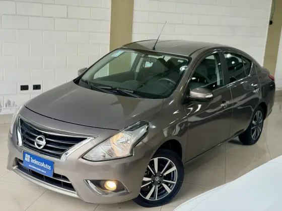 NISSAN VERSA 1.6 16V FLEXSTART SL 4P XTRONIC NISSAN VERSA 1.6 16V FLEXSTART SL 4P XTRONIC