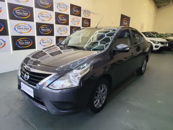 NISSAN VERSA 1.6 16V FLEXSTART SV 4P XTRONIC NISSAN VERSA 1.6 16V FLEXSTART SV 4P XTRONIC