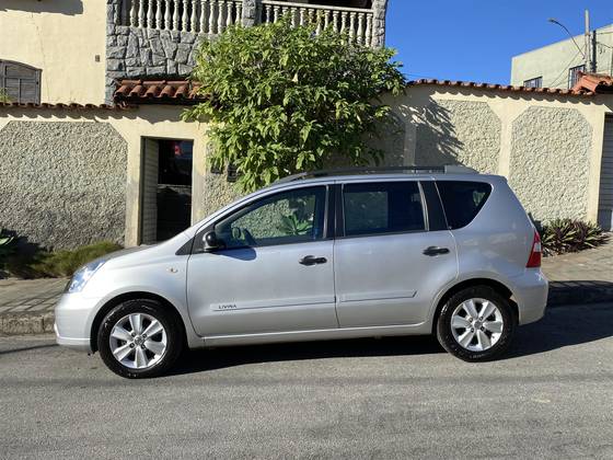 NISSAN LIVINA 1.6 NIGHT&DAY 16V FLEX 4P MANUAL