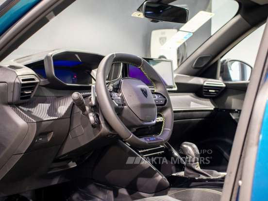 PEUGEOT-2008-1.0 TURBO 200 HYBRID GT CVT PEUGEOT-2008-2026
