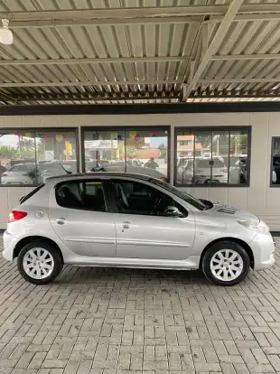 PEUGEOT-207-2009