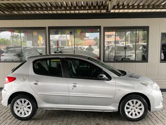 PEUGEOT-207-1.6 XS 16V FLEX 4P AUTOMÁTICO PEUGEOT-207-2009