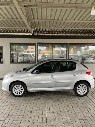 PEUGEOT-207-2009