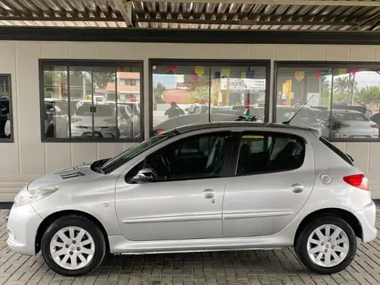PEUGEOT-207-1.6 XS 16V FLEX 4P AUTOMÁTICO PEUGEOT-207-2009