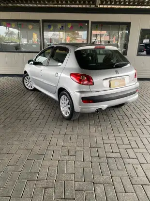 PEUGEOT-207-2009