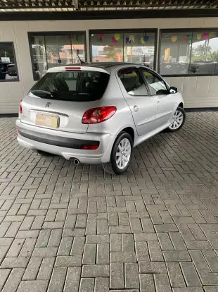 PEUGEOT-207-2009