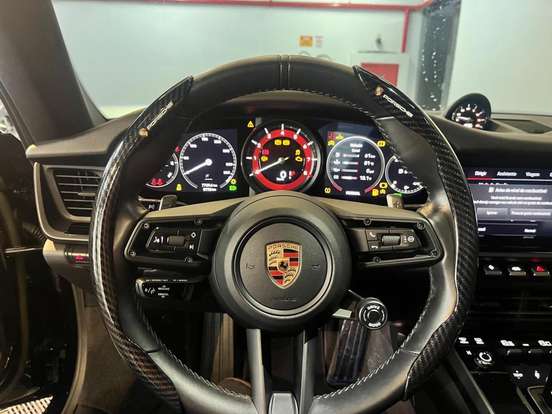PORSCHE-911-2023