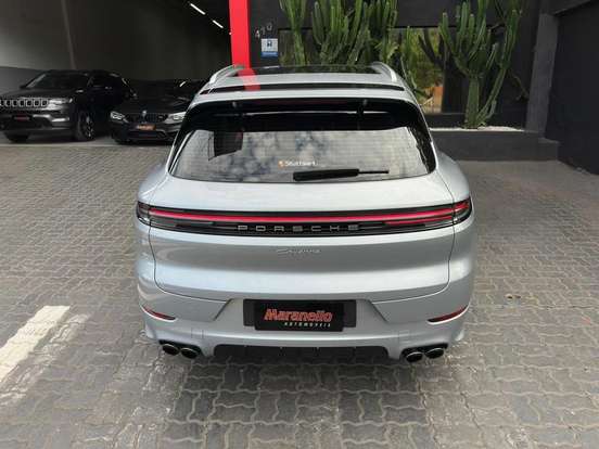 PORSCHE-CAYENNE-2025