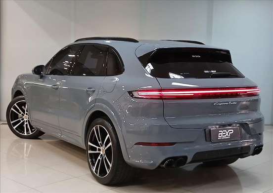 PORSCHE-CAYENNE-2024