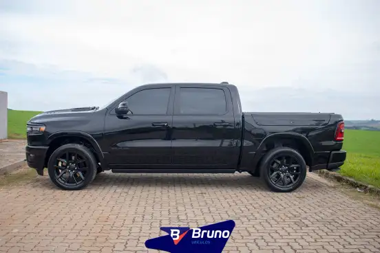 RAM-1500-3.0 HURRICANE 6 BITURBO GASOLINA LARAMIE NIGHT EDITION CD 4X4 AUTOMÁTICO RAM-1500-2024
