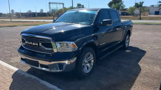 RAM 1500 5.7 V8 GASOLINA LIMITED CD 4X4 AUTOMÁTICO RAM 1500 5.7 V8 GASOLINA LIMITED CD 4X4 AUTOMÁTICO