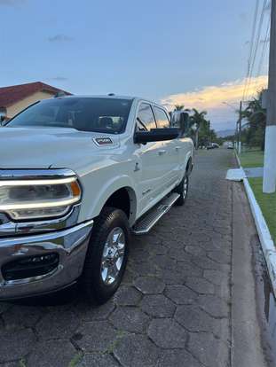 RAM-2500-6.7 I6 TURBO DIESEL LARAMIE CD 4X4 AUTOMÁTICO RAM-2500-2019