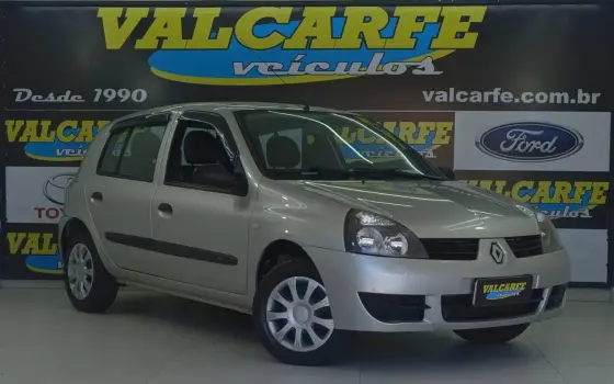 RENAULT CLIO 1.0 CAMPUS 16V FLEX 4P MANUAL RENAULT CLIO 1.0 CAMPUS 16V FLEX 4P MANUAL