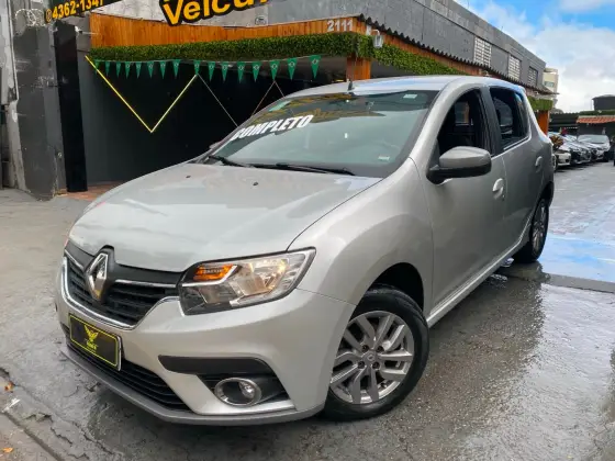 RENAULT SANDERO 1.0 12V SCE FLEX GT LINE MANUAL RENAULT SANDERO 1.0 12V SCE FLEX GT LINE MANUAL