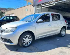 RENAULT SANDERO 1.0 EXPRESSION 16V FLEX 4P MANUAL RENAULT SANDERO 1.0 EXPRESSION 16V FLEX 4P MANUAL
