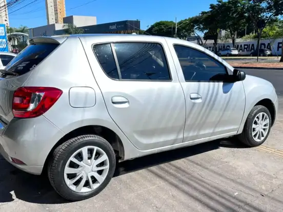 RENAULT-SANDERO-1.0 EXPRESSION 16V FLEX 4P MANUAL RENAULT-SANDERO-2016