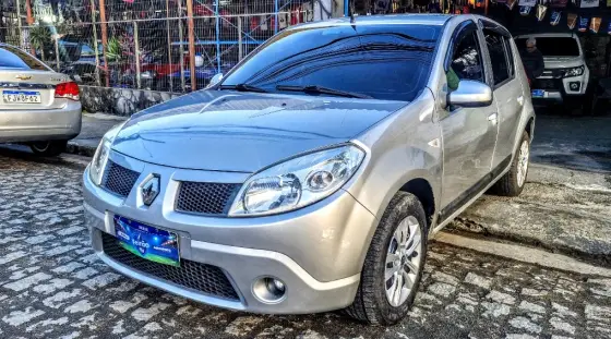 RENAULT SANDERO 1.6 PRIVILÉGE 16V FLEX 4P MANUAL