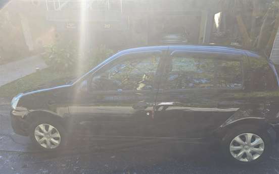 RENAULT-CLIO-1.0 AUTHENTIQUE 16V FLEX 4P MANUAL RENAULT-CLIO-2013