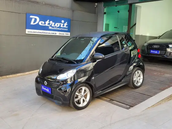 SMART FORTWO 1.0 MHD COUPÉ 3 CILINDROS 12V GASOLINA 2P AUTOMÁTICO SMART FORTWO 1.0 MHD COUPÉ 3 CILINDROS 12V GASOLINA 2P AUTOMÁTICO