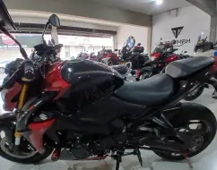 SUZUKI GSX-S1000 ABS SUZUKI GSX-S1000 ABS