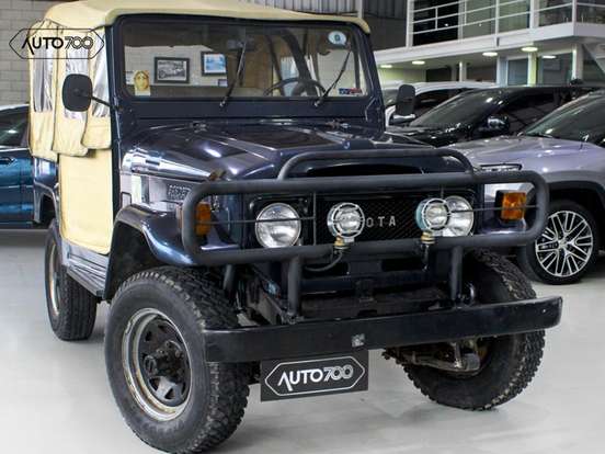 TOYOTA-BANDEIRANTE-4.0 OJ50L 4X4 TETO LONA DIESEL 2P MANUAL TOYOTA-BANDEIRANTE-1982