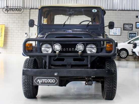 TOYOTA-BANDEIRANTE-4.0 OJ50L 4X4 TETO LONA DIESEL 2P MANUAL TOYOTA-BANDEIRANTE-1982