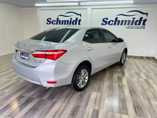 TOYOTA-COROLLA-2015