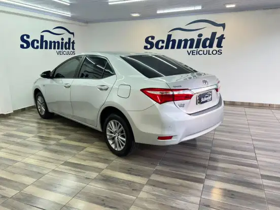 TOYOTA-COROLLA-2015