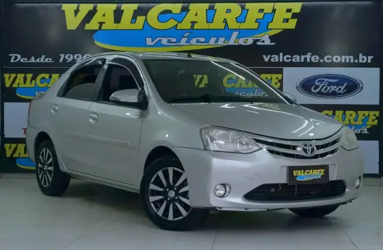 TOYOTA ETIOS 1.5 PLATINUM 16V FLEX 4P MANUAL