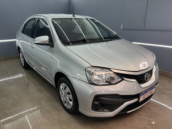 TOYOTA ETIOS 1.5 XS SEDAN 16V FLEX 4P MANUAL