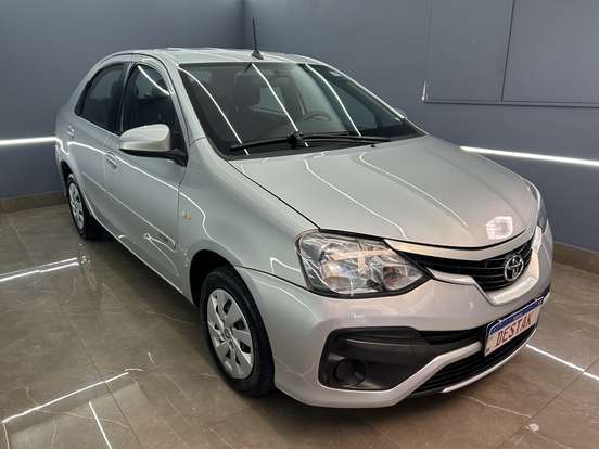 TOYOTA-ETIOS-2017