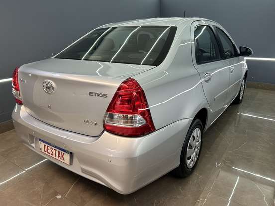 TOYOTA-ETIOS-1.5 XS SEDAN 16V FLEX 4P MANUAL TOYOTA-ETIOS-2017