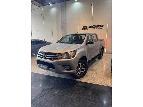 TOYOTA HILUX 2.8 STD 4X4 CD 16V DIESEL 4P MANUAL