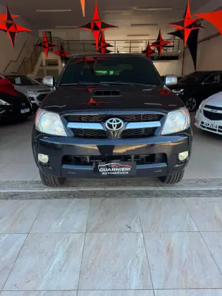TOYOTA HILUX 3.0 SRV 4X4 CD 16V TURBO INTERCOOLER DIESEL 4P AUTOMÁTICO TOYOTA HILUX 3.0 SRV 4X4 CD 16V TURBO INTERCOOLER DIESEL 4P AUTOMÁTICO