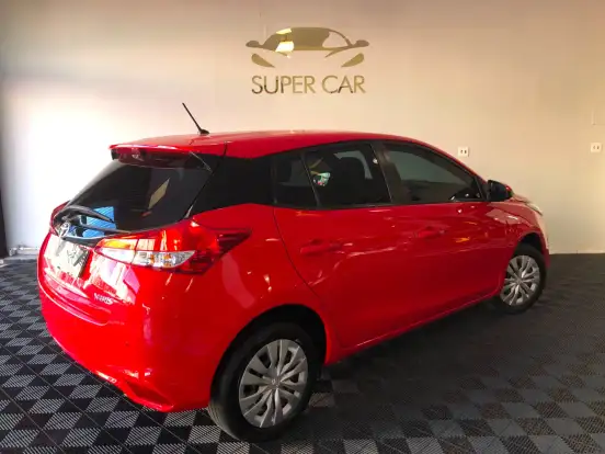 TOYOTA-YARIS-2020