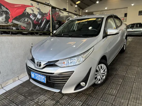 TOYOTA YARIS 1.5 16V FLEX SEDAN XL LIVE MULTIDRIVE TOYOTA YARIS 1.5 16V FLEX SEDAN XL LIVE MULTIDRIVE
