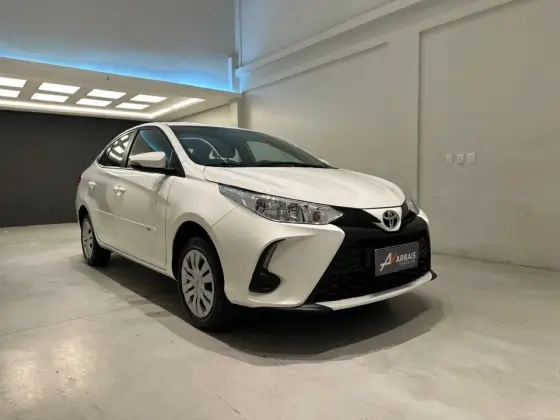 TOYOTA YARIS 1.5 16V FLEX SEDAN XL MULTIDRIVE TOYOTA YARIS 1.5 16V FLEX SEDAN XL MULTIDRIVE