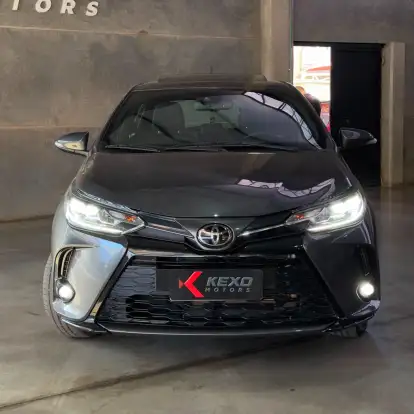 TOYOTA-YARIS-2024