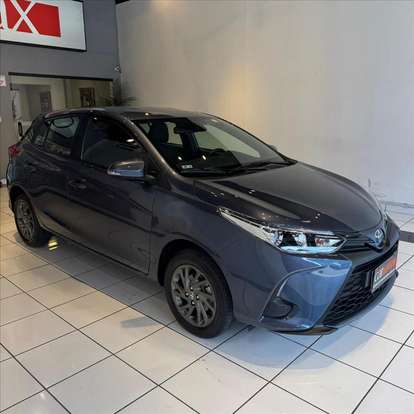 TOYOTA-YARIS-2024