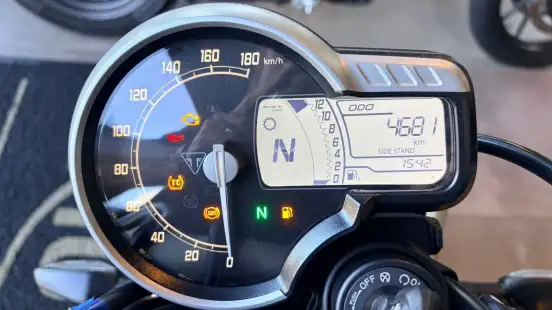 TRIUMPH-SPEED 400-2025