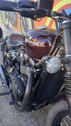 TRIUMPH-BONNEVILLE BOBBER 1200-2018