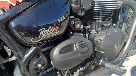 TRIUMPH-BONNEVILLE BOBBER 1200-2018