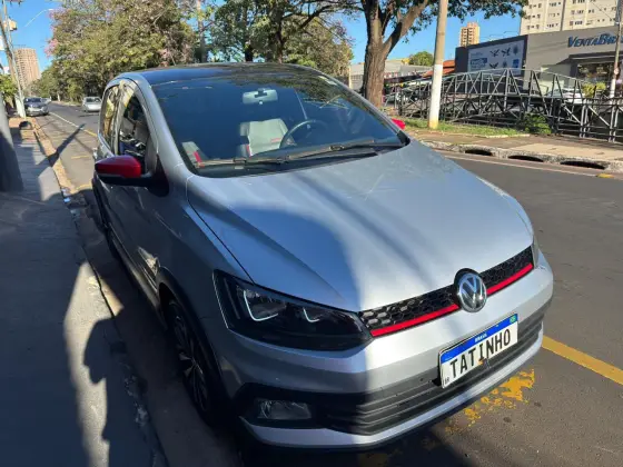 VOLKSWAGEN FOX 1.6 MSI PEPPER 16V FLEX 4P AUTOMATIZADO VOLKSWAGEN FOX 1.6 MSI PEPPER 16V FLEX 4P AUTOMATIZADO